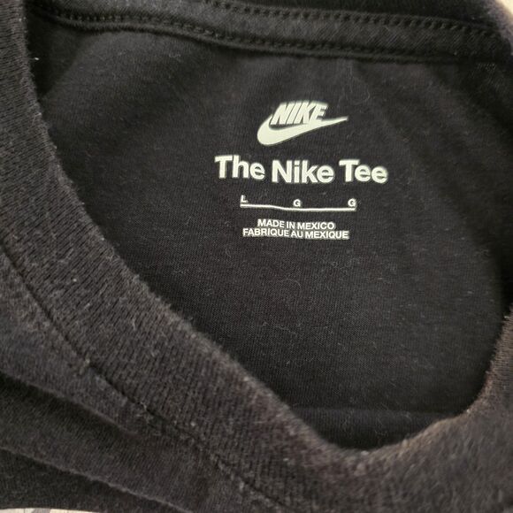 Nike Shirt Mens Large Black Dog Graphic Swoosh Streetwear Tee Funny L 636998-00A - Picture 3 of 7